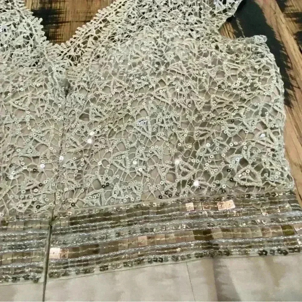 Kay Unger New York Silver Lace & Sequins Elevated Cocktail Dress Size 14 - Picture 11 of 14